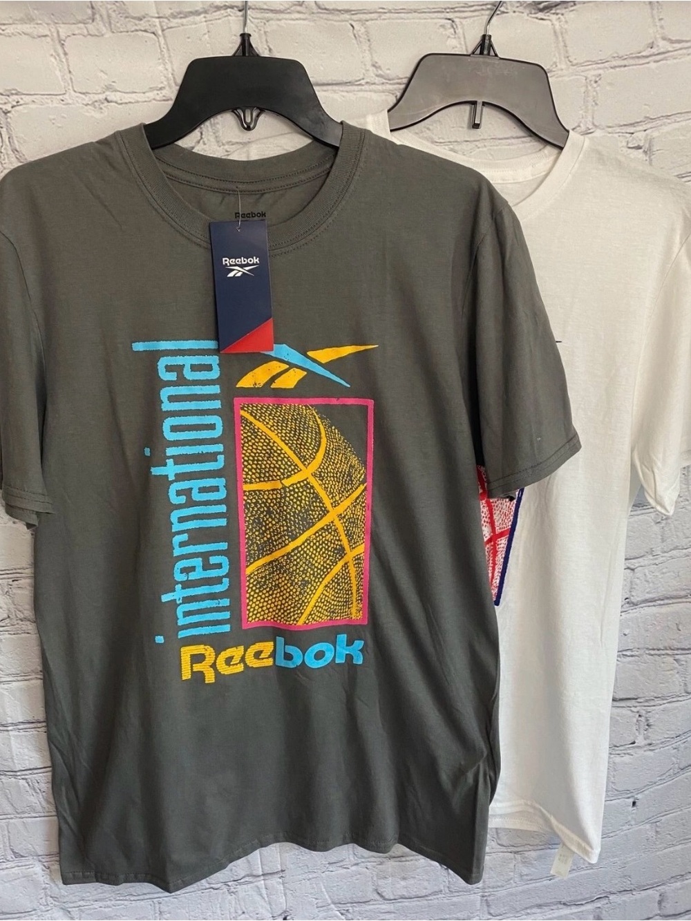 Reebok Men's Workout Gym Basketball Graphic Logo T-Shirts 2 Pack sz Sm NWT